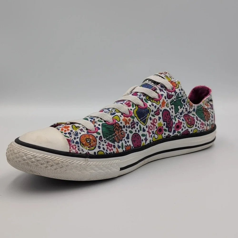 Converse All Star Junior Size 5 Cupcake Cats Hearts Print‎ Slip On Shoes
